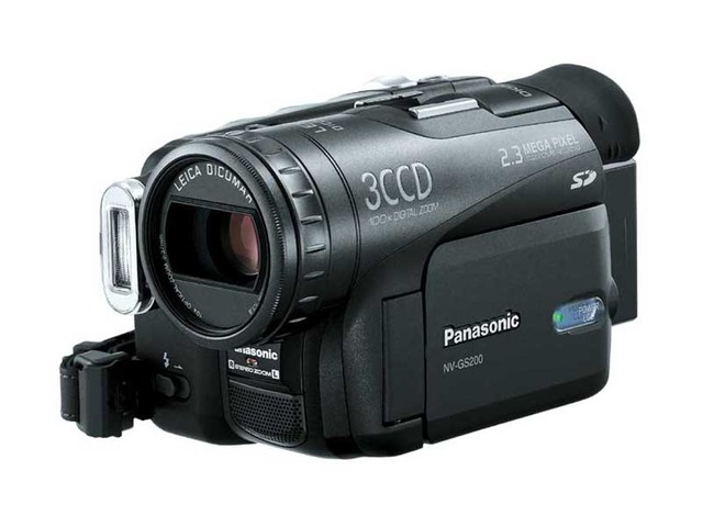 写真：デジタルビデオカメラ NV-GS200K-K（ブラック）