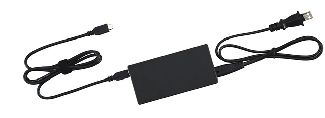 写真：ACアダプター（USB Power Delivery対応） CF-AAP102HJS