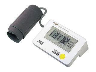 自動血圧計　上腕測定タイプ EW243