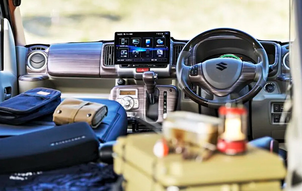 「軽バンに大画面フローティングナビ」でカーライフの”質”がイッキに爆上げ!!