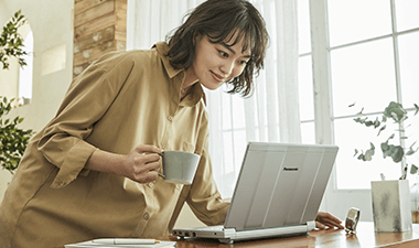 顔認証対応カメラ