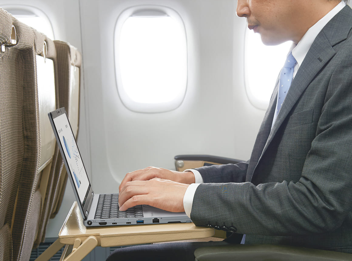 DVDドライブ搭載