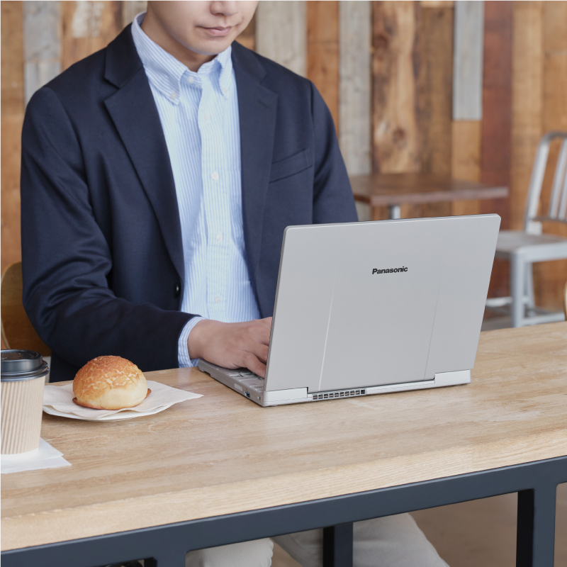 長時間の持ち歩きも安心長時間駆動＆モビリティ