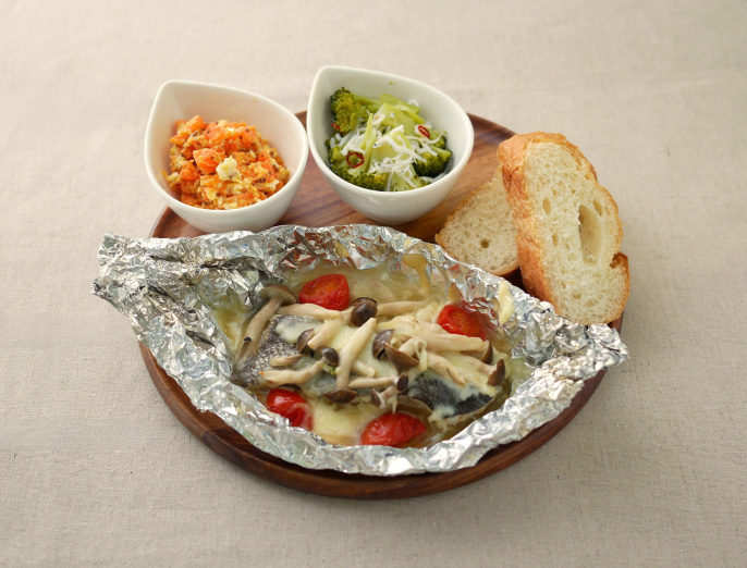 たらとトマトのワンプレート蒸し