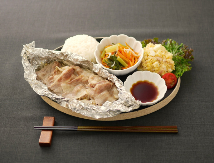 豚バラもやしのワンプレート蒸し