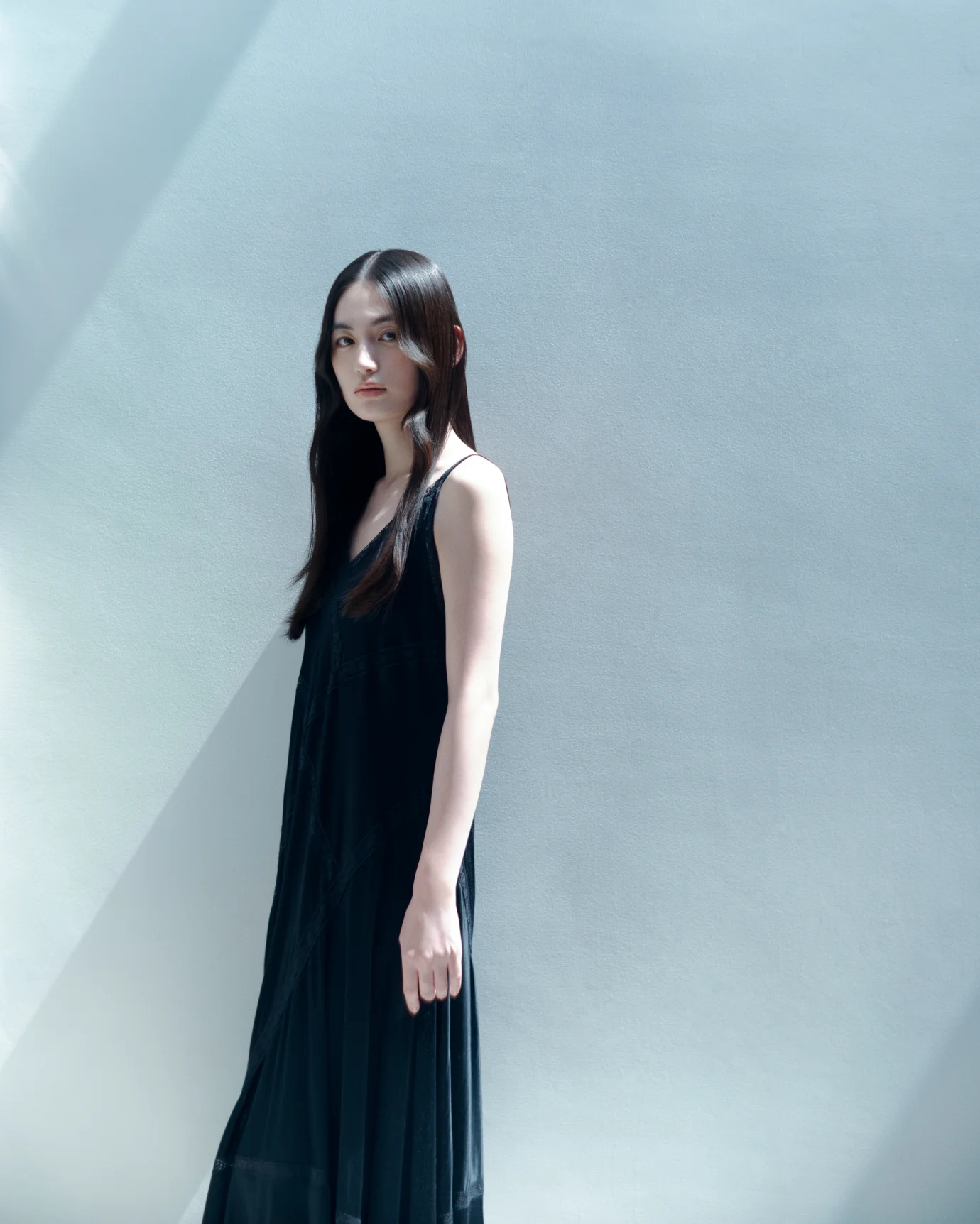 写真：八木莉可子さん