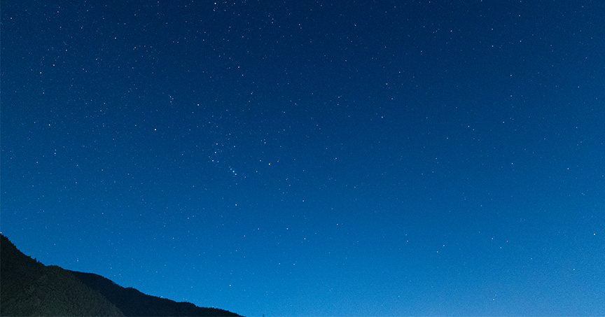 空気が澄んでいる季節に星景写真を撮影しよう