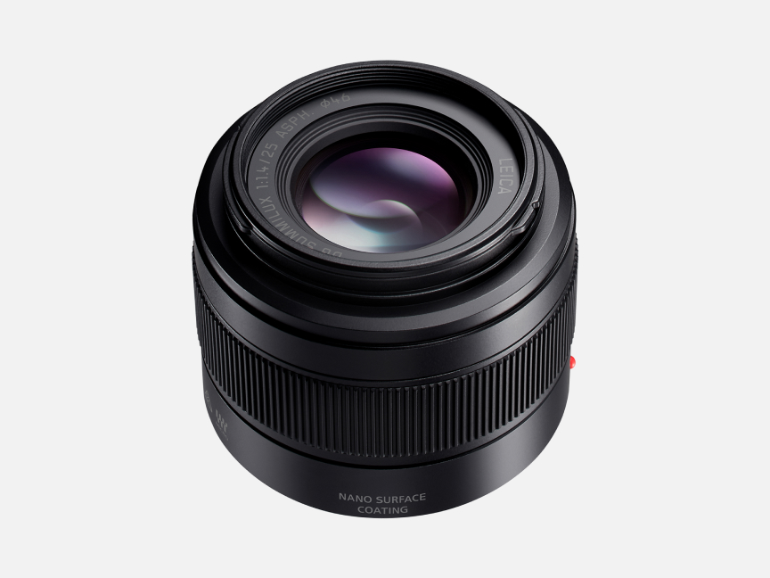 LEICA DGレンズに相応しい、高級感ある外装デザイン