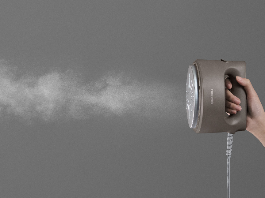 シワがしっかり伸びる、パワフルなスチーム。