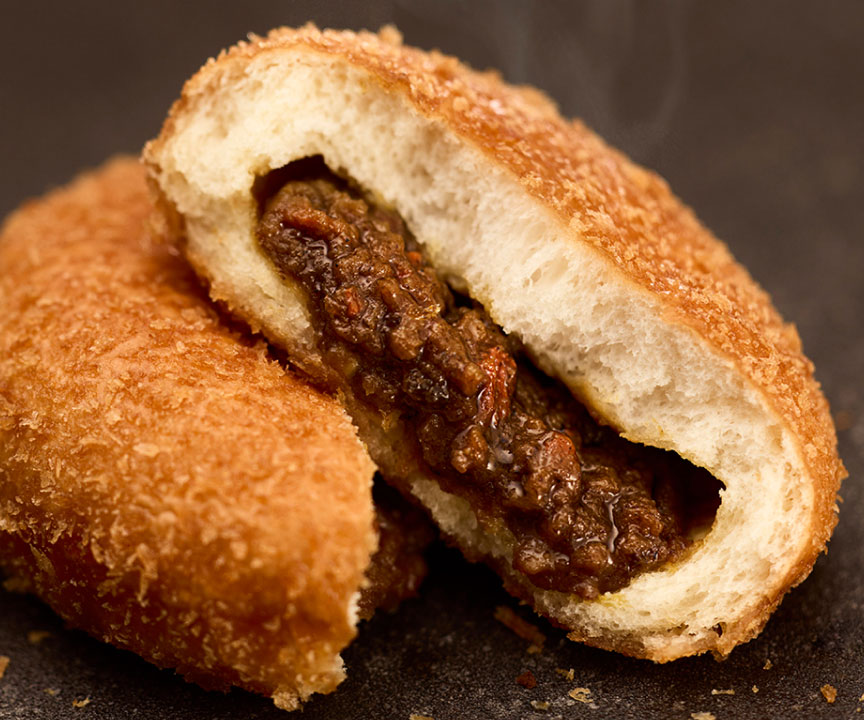 写真：カレーパン