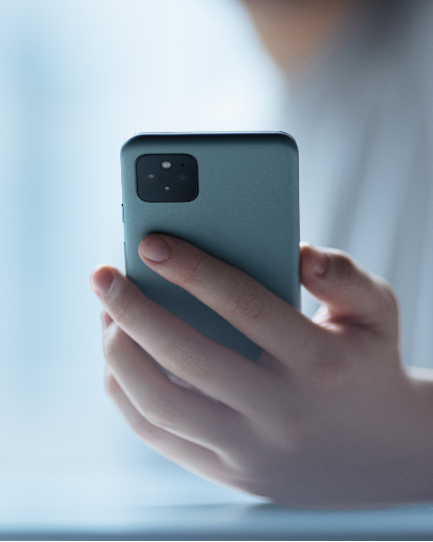 アプリで洗濯機を操作するイメージ