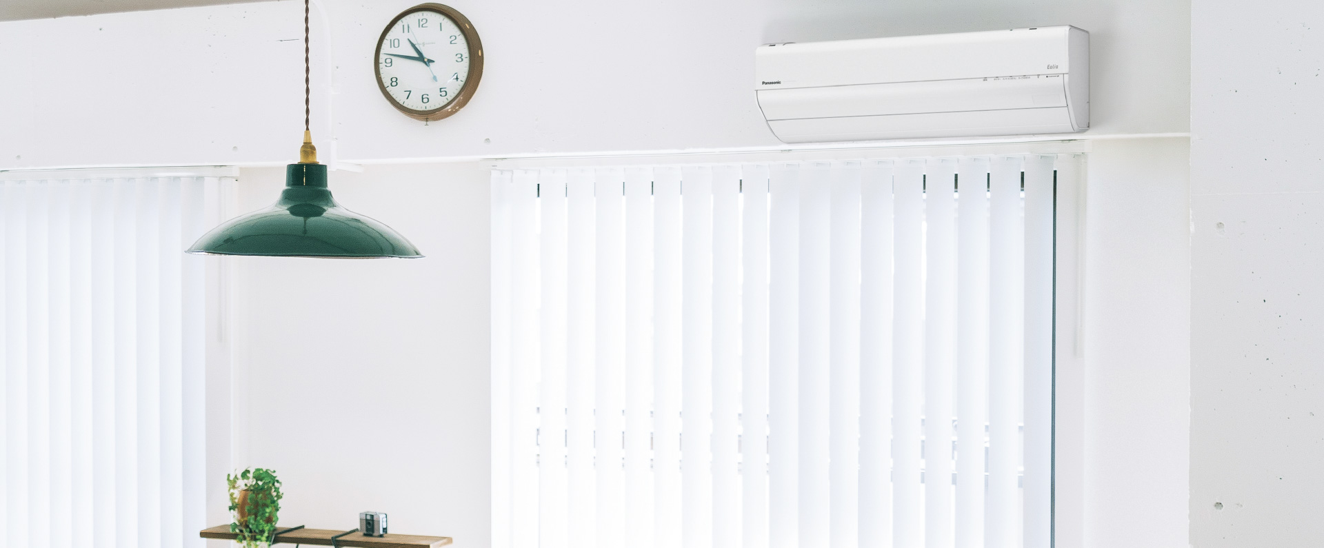 エアコンが部屋に馴染んでいる画像です