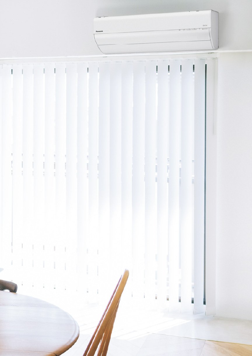エアコンが部屋に馴染んでいる画像です