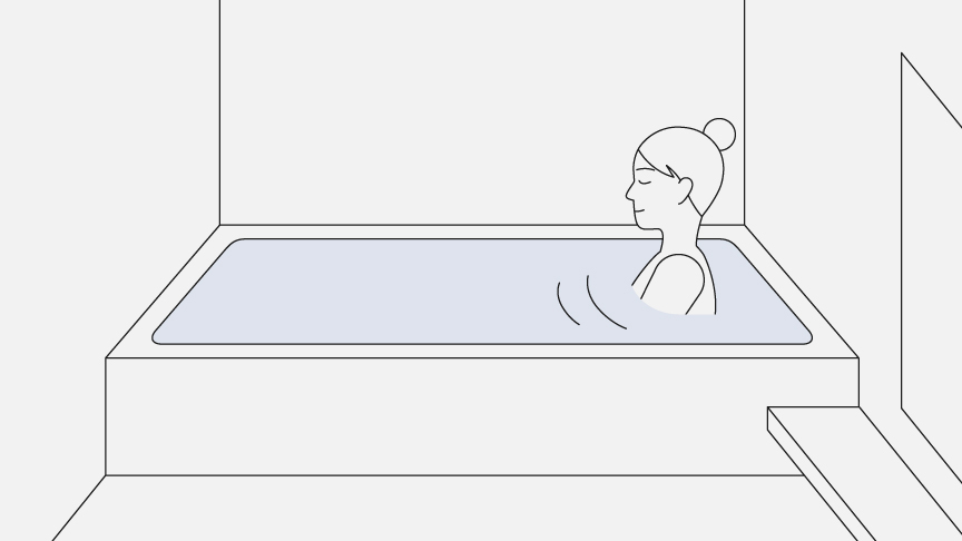 浴槽につかっている女性のイラストです。