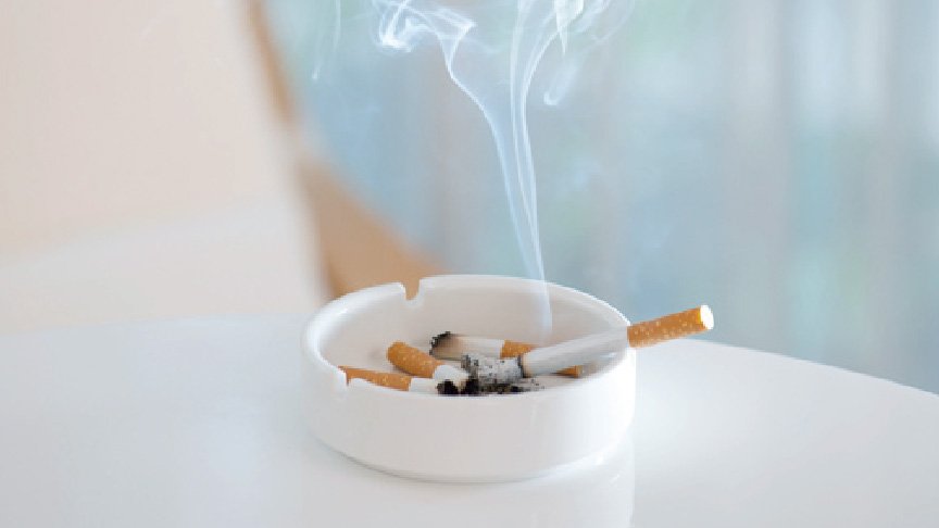 タバコ臭のイメージ画像です。