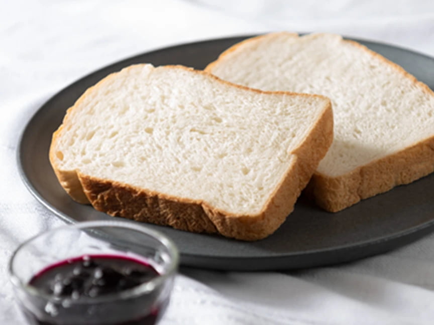 写真：ドライ天然酵母食パン