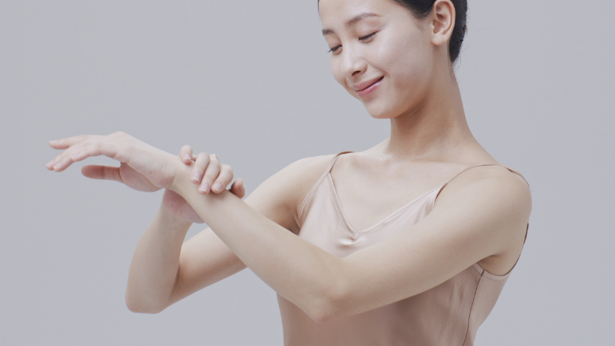 写真：お手入れ後の肌のイメージ