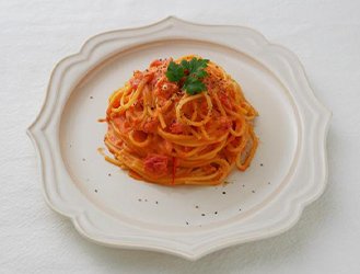 写真：かにとトマトのクリームパスタ