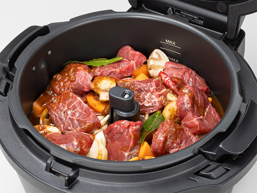 毎日の献立から、本格的なごちそうまで。オートクッカーならおまかせで