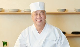 日本料理「かんだ」オーナー　神田裕行シェフ