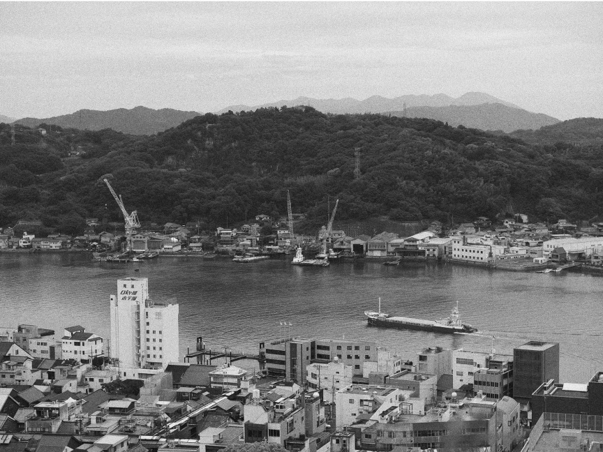 L.モノクロームD
