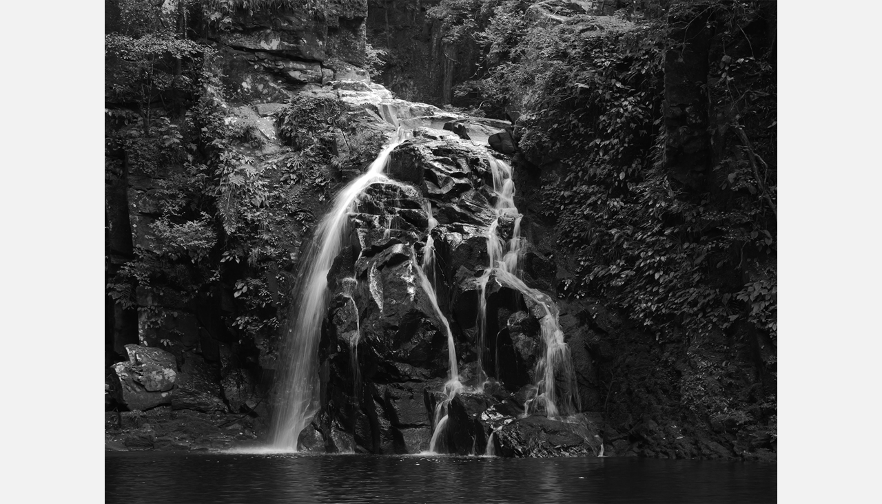 L.モノクローム Sample02