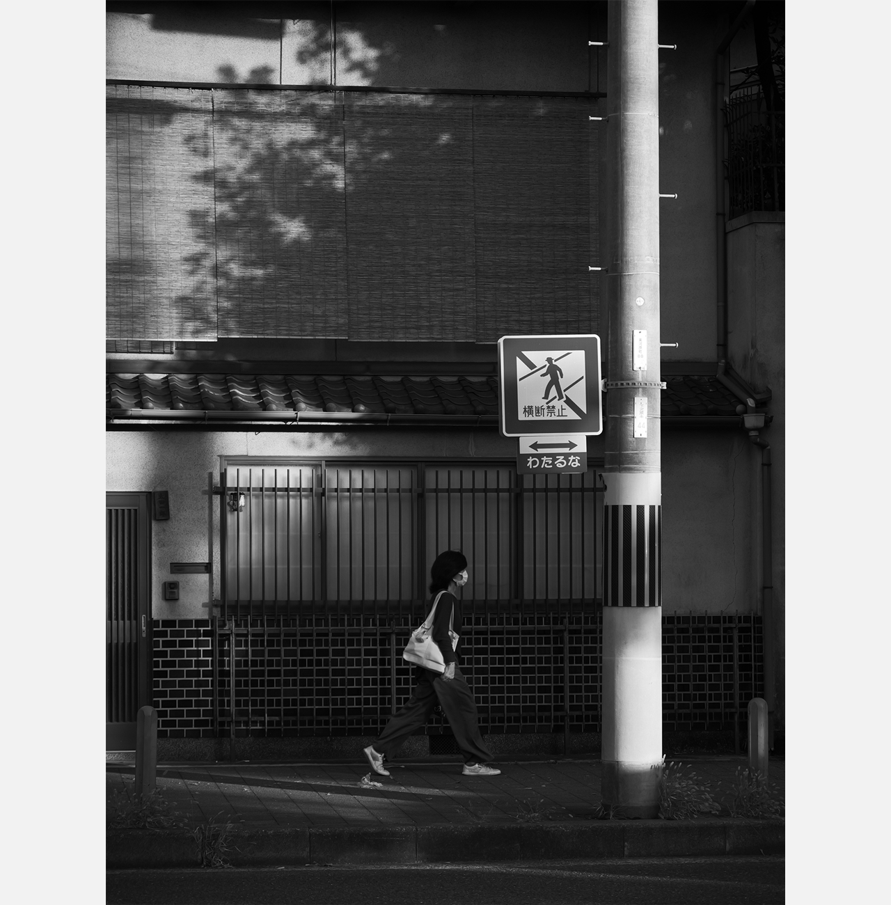 L.モノクロームD Sample02
