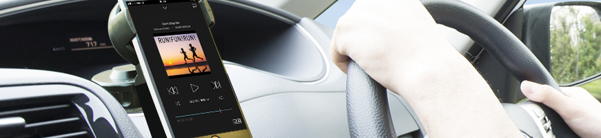 画像：スマホとカーステレオをBluetooth® 接続して楽しむ