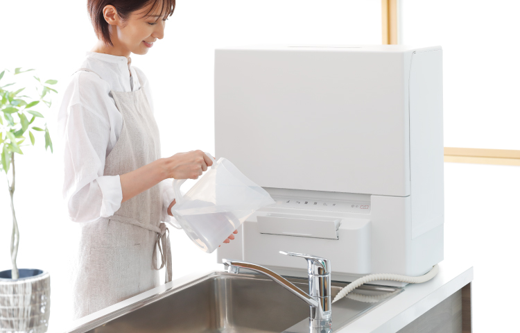 【食洗機】パナソニック NP-TSP1-W卓上タイプタンク式食器洗い乾燥機Panasonic