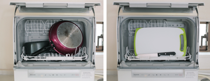左：食洗機にフライパンと鍋を入れている様子。右：まな板と包丁を入れている様子