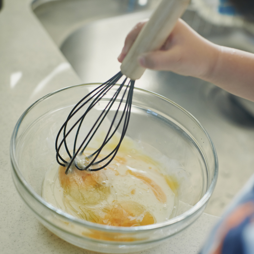蒸しパンづくりが最近の親子のブーム。洗いにくい泡だて器もそのまま食洗機へ