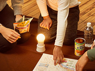 もしもの時には懐中電灯として使える「LEDランタン（球ランタン）」