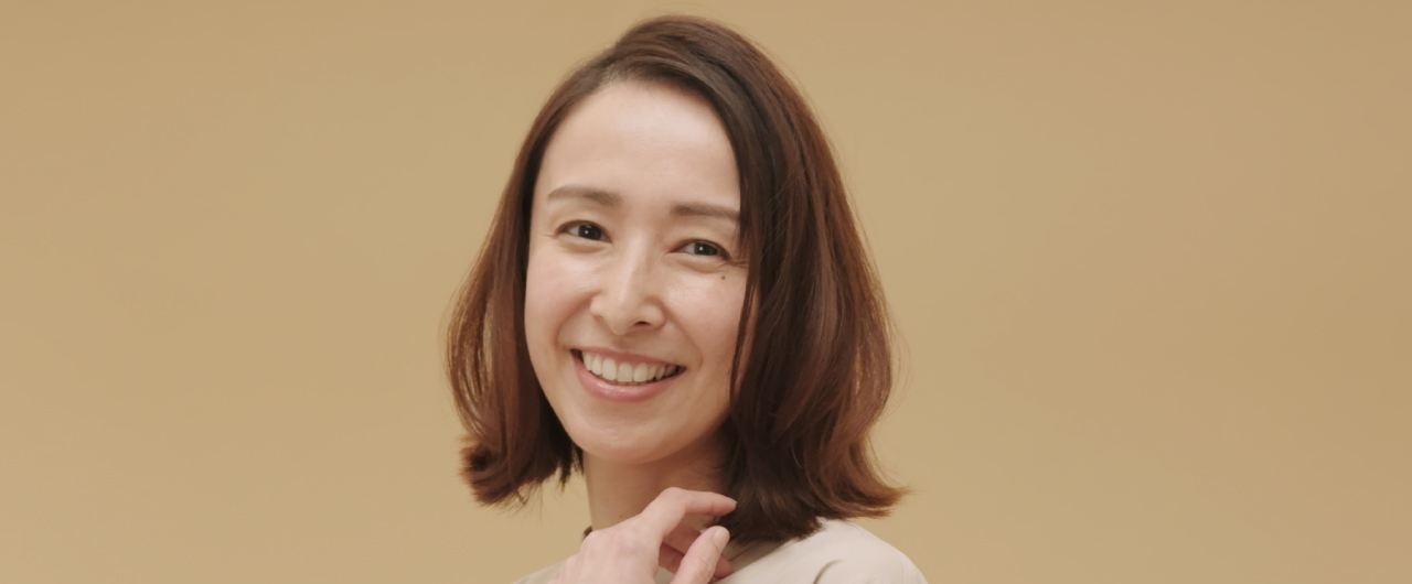 写真：微笑む女性