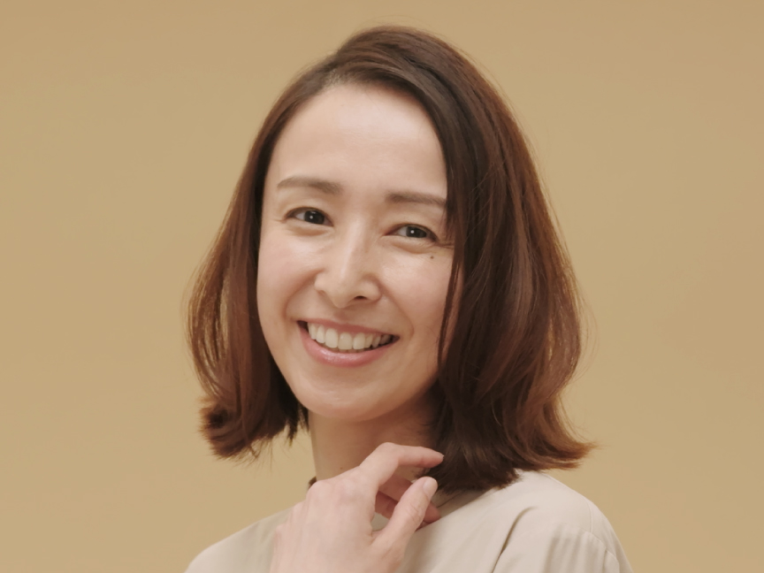 写真：微笑む女性