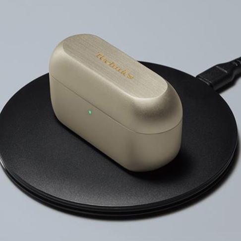 ワイヤレス充電にも対応