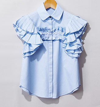 フリルシャツ