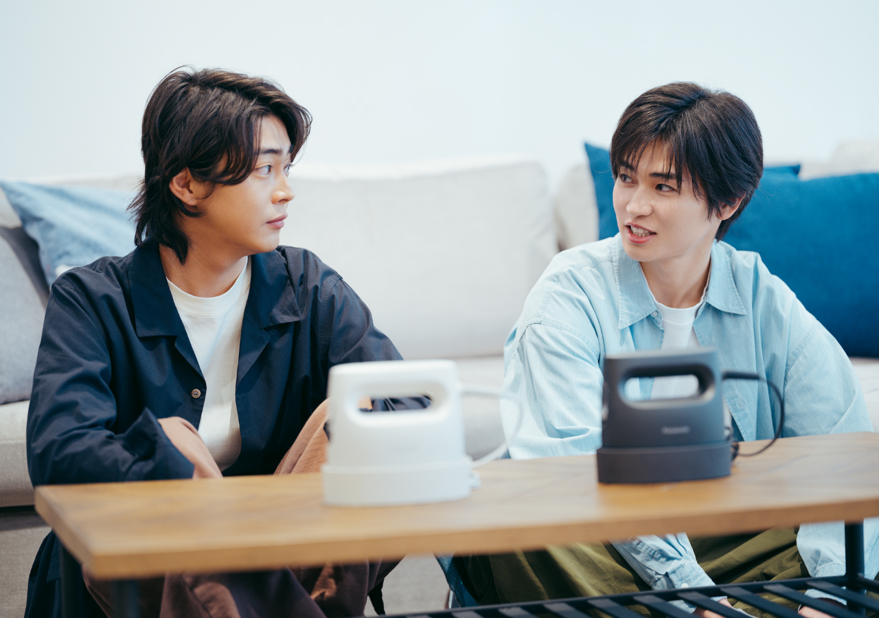 左から倉悠貴、西垣匠