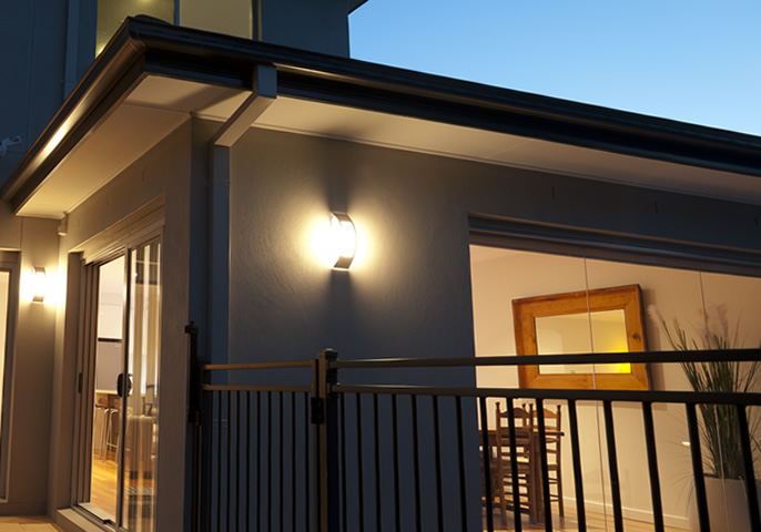 イメージ：外玄関やお庭など屋外での使用