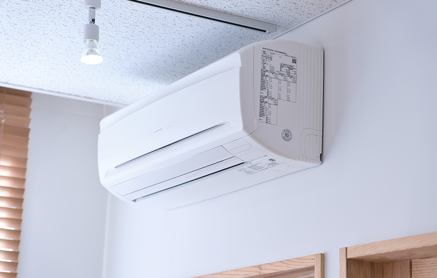 写真：室内に設置されたエアコン
