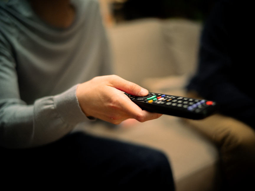 テレビを見ているイメージ