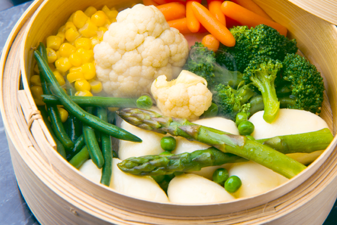 写真：蒸し器に入った野菜