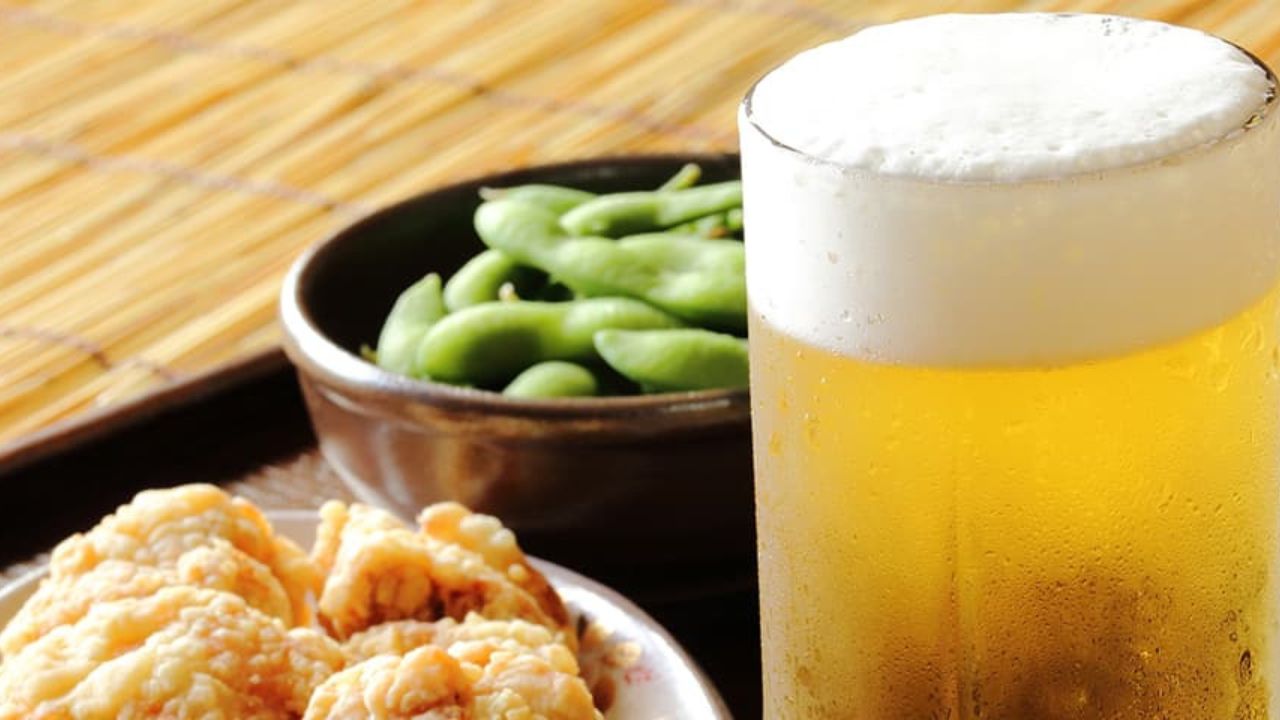 お酒にぴったり合う居酒屋メニューの写真