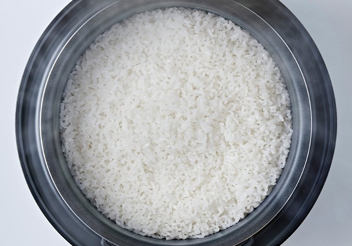 炊きあがったご飯の写真