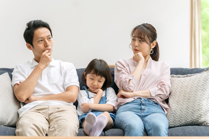 家族で困っている様子