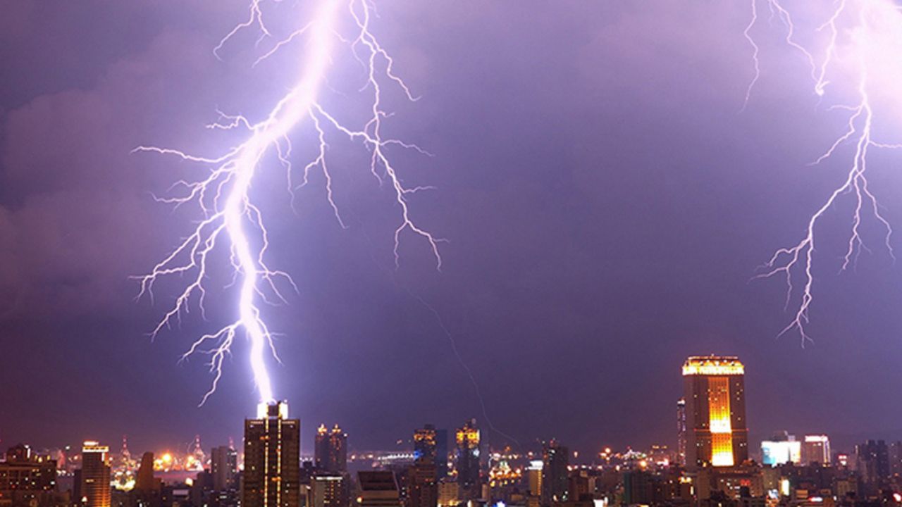 落雷の写真
