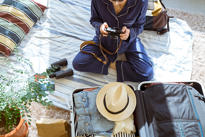 旅行の荷造りをしている様子の写真