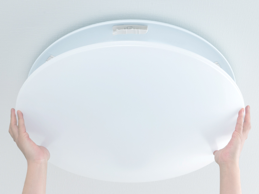 ④カバーを取り付ける