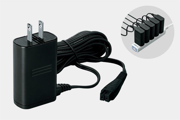 写真：ACアダプター