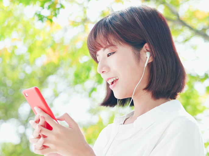 外出中に始まった生放送をスマホから視聴