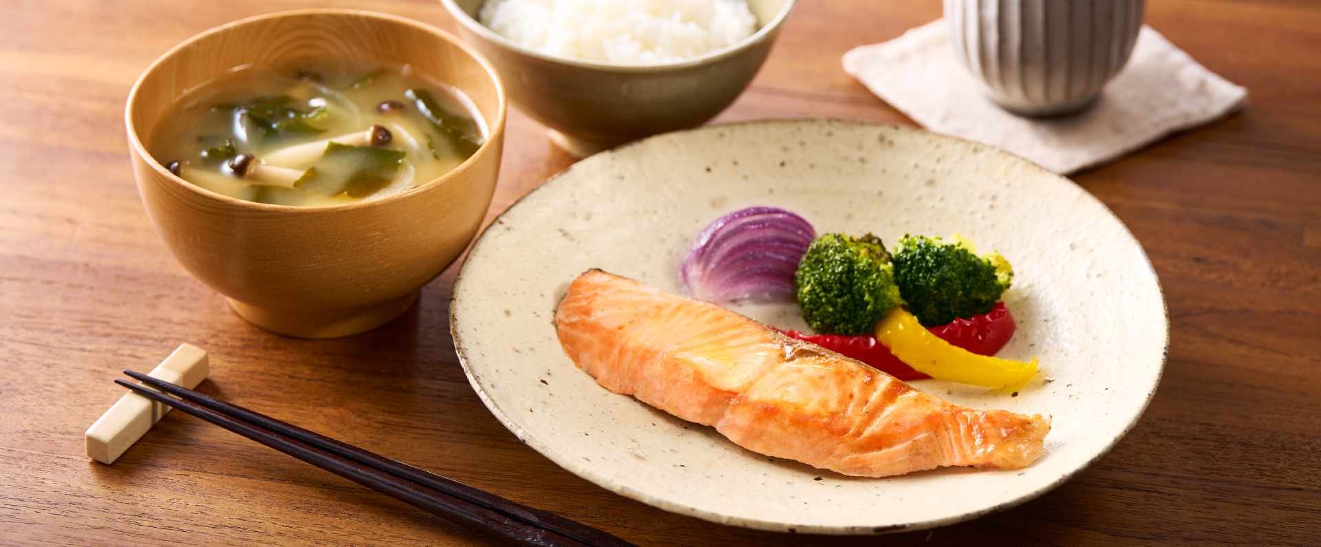 「おまかせグリル＆スープ」のメインビジュアルです。